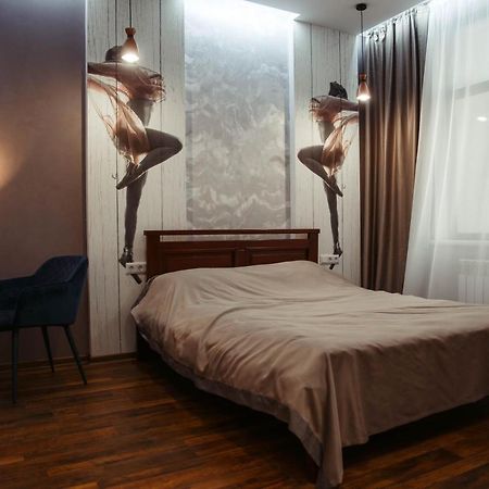 Апартаменты Центр Uman Square Apartment Bagian luar foto