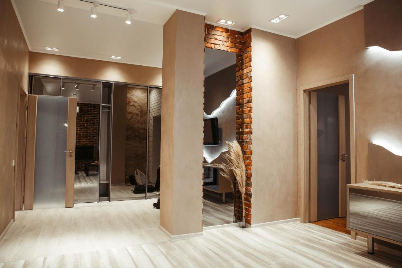 Апартаменты Центр Uman Square Apartment Bagian luar foto