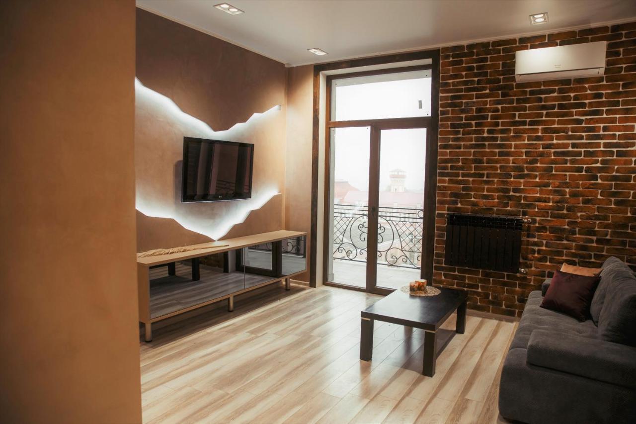 Апартаменты Центр Uman Square Apartment Bagian luar foto