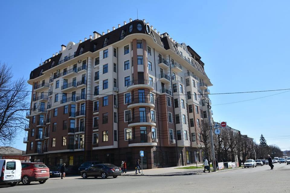 Апартаменты Центр Uman Square Apartment Bagian luar foto